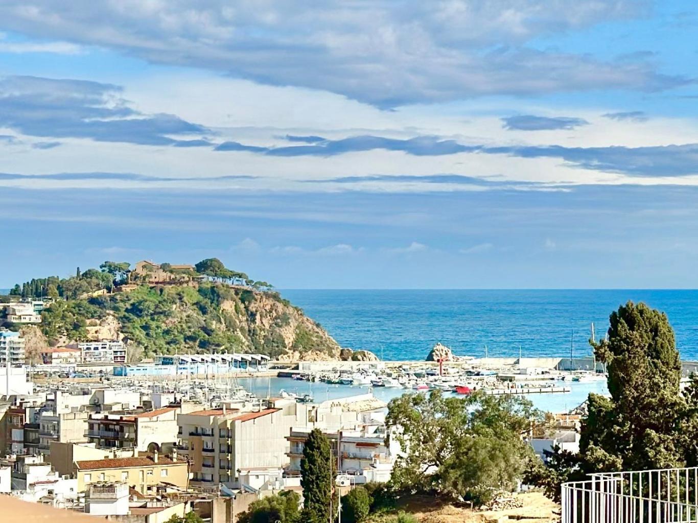 Atico Con Vistas Al Mar A Un Paso Del Centro Lejlighed Blanes Eksteriør billede